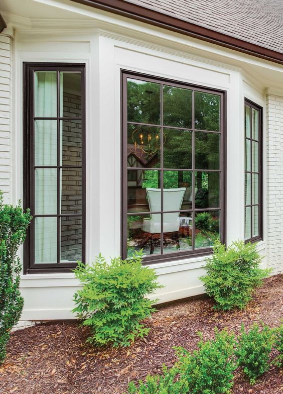 top-rated bow window replacement company Kendall area